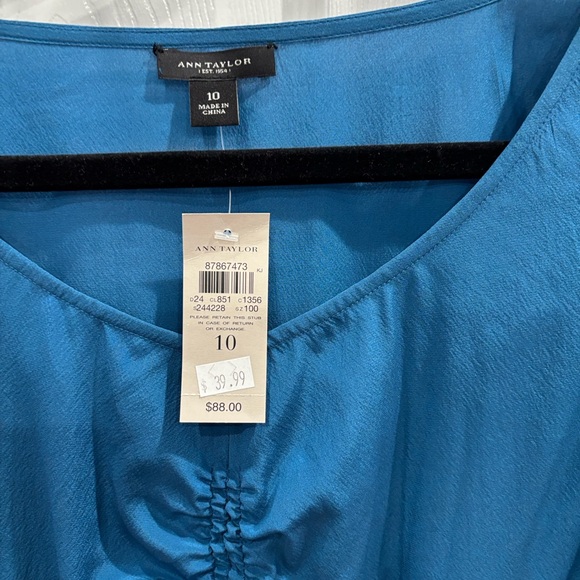 Ann Taylor Blue Gathered Sleeve Blouse - Picture 3 of 6